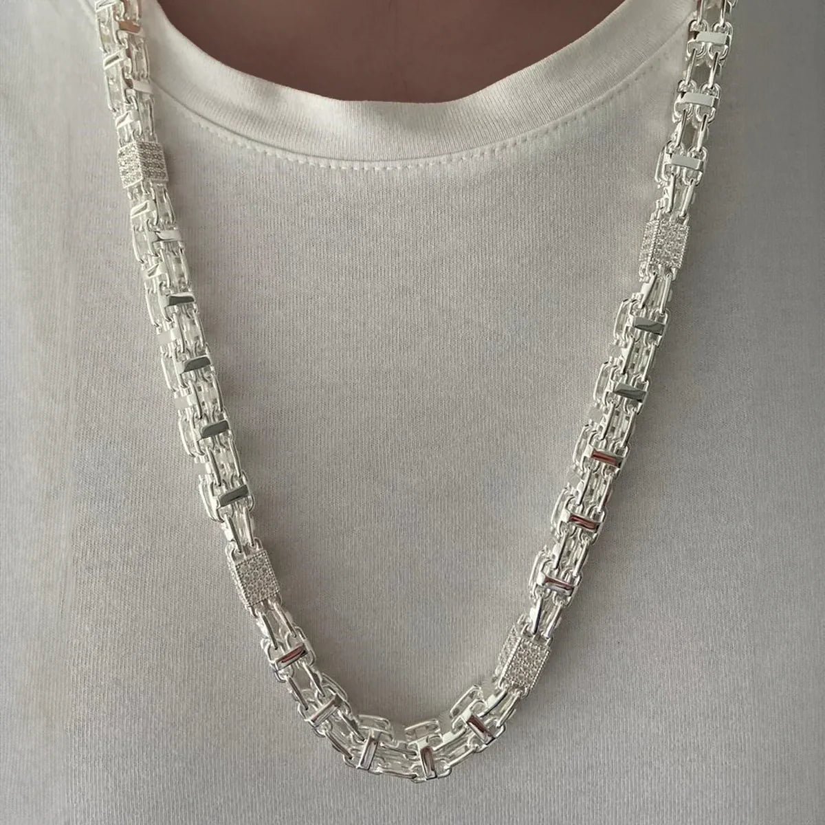 ICEVAULT | White Gold-Plated Kingsley Cuban Link Chain – Iced Out 5A+ CZ Stones